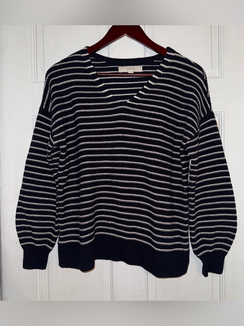 LOFT Women's Navy Blue & White Striped Knit V-Neck Balloon Sleeve Sweater Size L